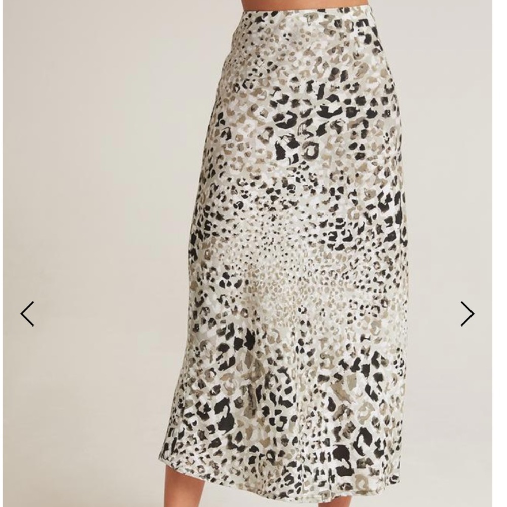 Bella Dahl Leopard Skirt Elastic Waist Midi Animal Print
